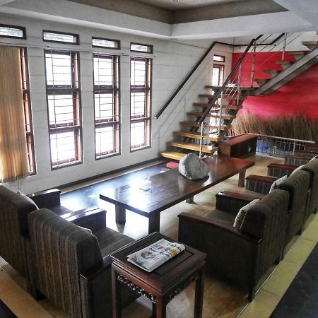 בנדונג Rumah Tawa Hotel Syariah מראה חיצוני תמונה