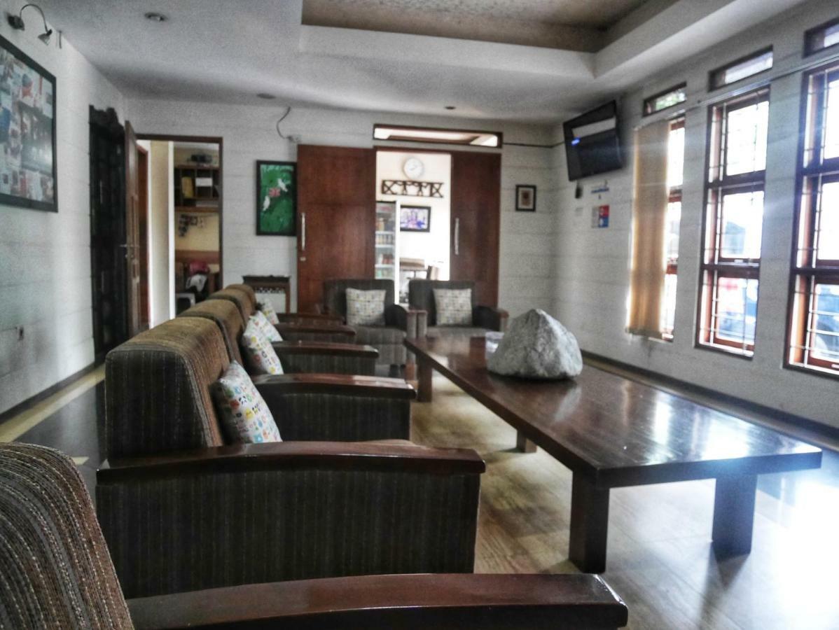 בנדונג Rumah Tawa Hotel Syariah מראה חיצוני תמונה