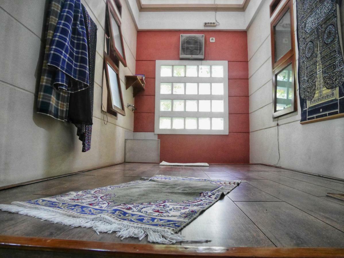 בנדונג Rumah Tawa Hotel Syariah מראה חיצוני תמונה